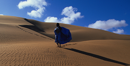 HOMME-BLEU-DESERT MAROCAIN - CIEL